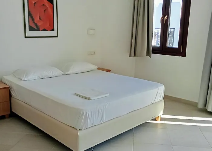 Alex Mike * Agia Anna (Naxos)